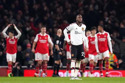 Wan-Bissaka mắc lỗi tai hại khiến MU thua đau Arsenal